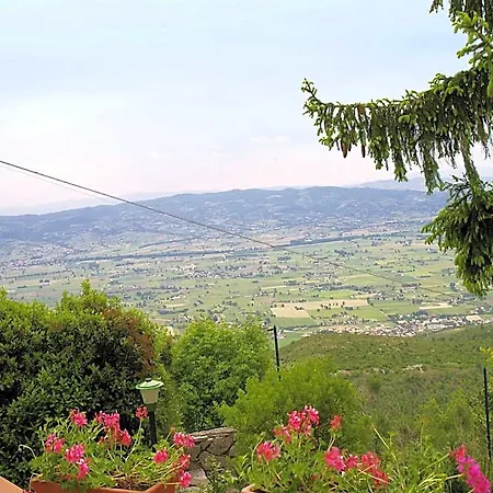 In Umbria With Panoramic Views 2*
